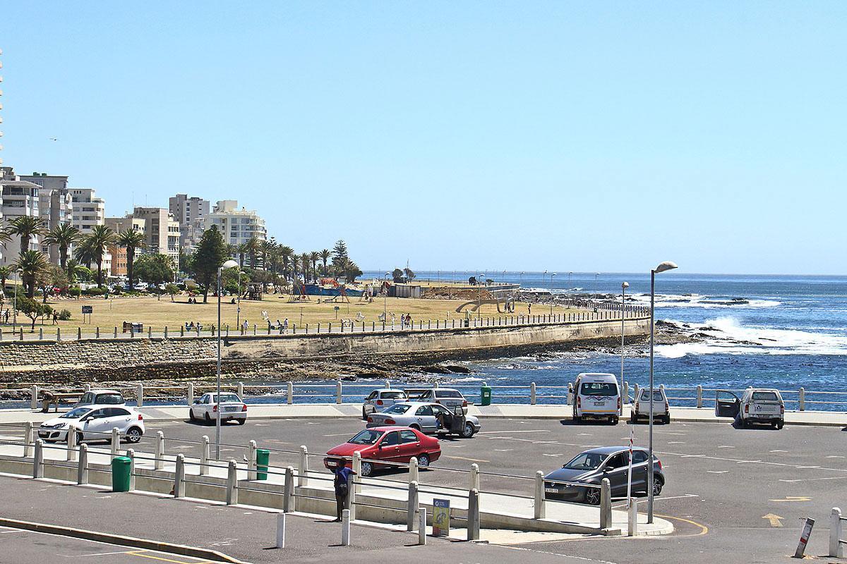 Dolphin Bay 2 Cape Town